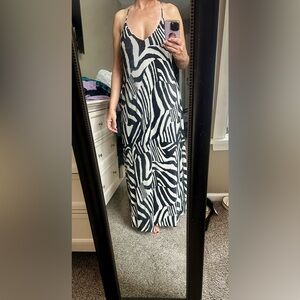 River Island Black and White Patterned Maxi dress
